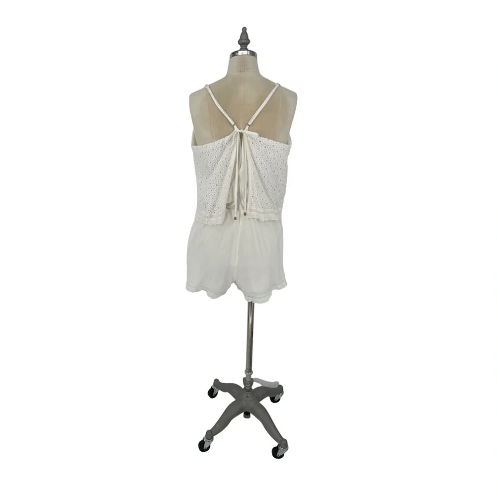 NWOT Heartloom | Women’s White Eyelet‎ Romper- L $69
